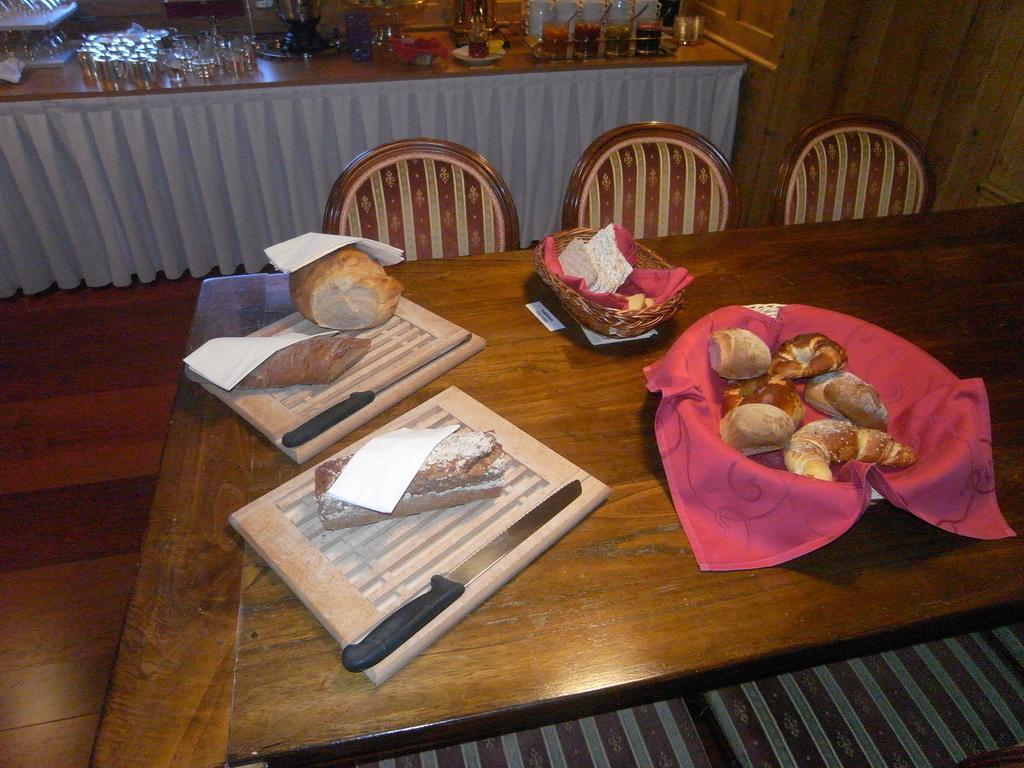 Chalet-hotel Larix Hotel 3*